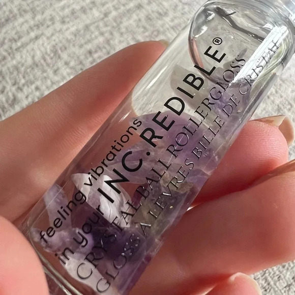 Crystal Ball Roller Gloss - Picture 1 of 4